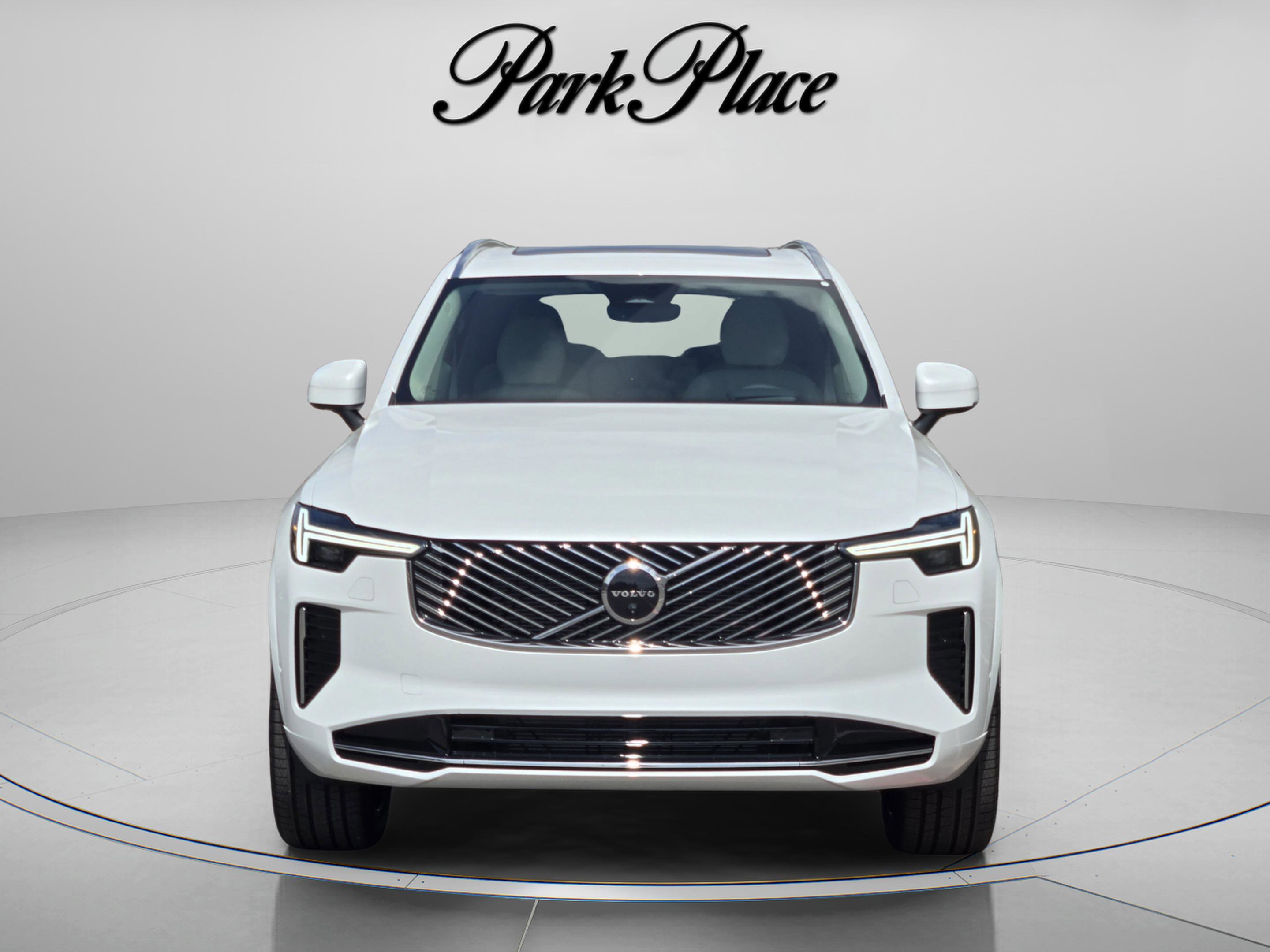 New 2026 Volvo XC90 B6 Ultra w/ Protection Package image 8
