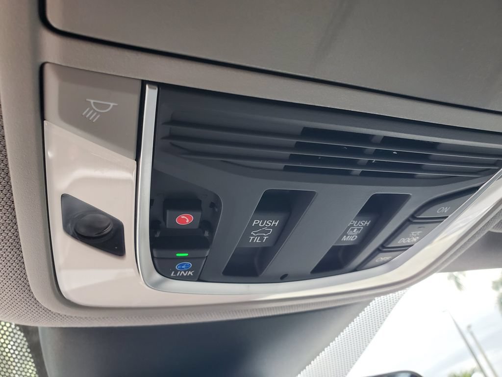 Used 2024 Acura MDX FWD w/ Technology Package image 36