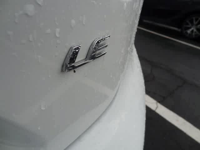 Used 2023 Toyota Corolla LE FWD image 14
