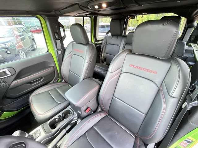 Used 2025 Jeep Wrangler Unlimited Rubicon AWD/4WD image 16