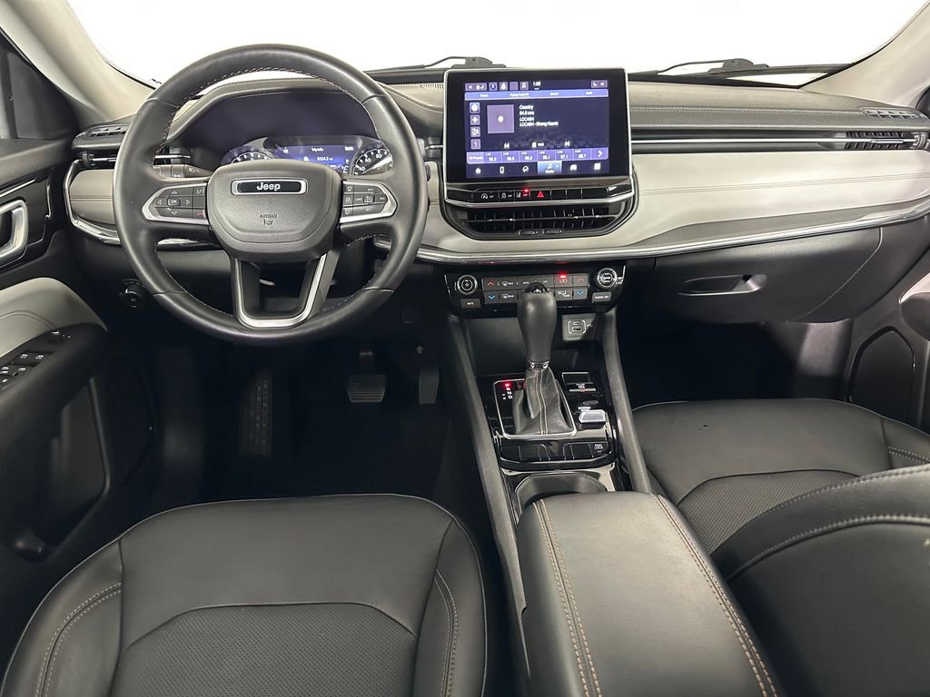 Used 2022 Jeep Compass Limited image 10