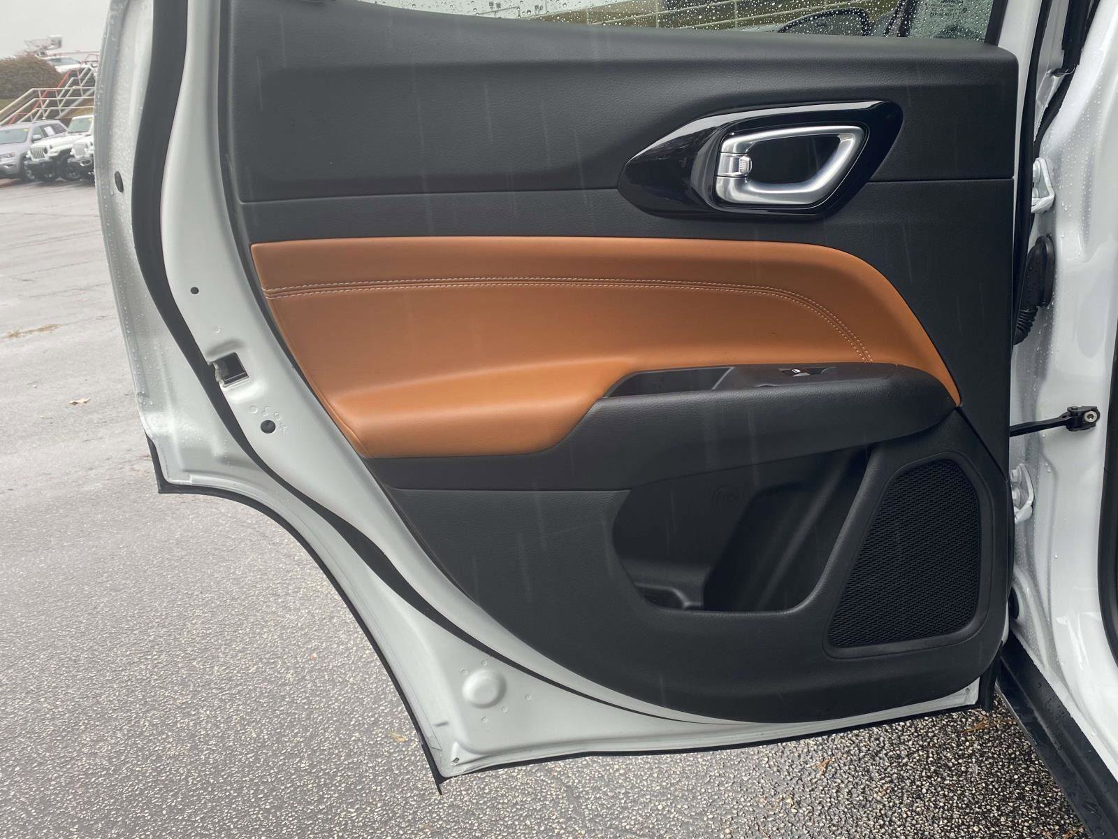 Certified 2024 Jeep Compass Limited image 20