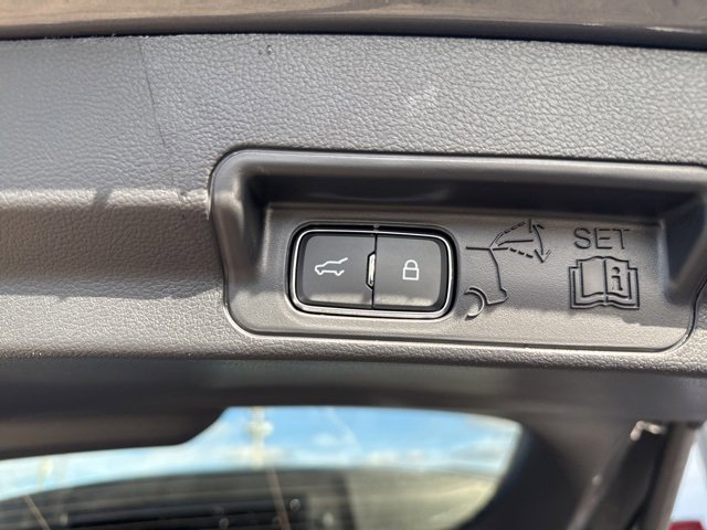 New 2026 Ford Explorer ST-Line image 8