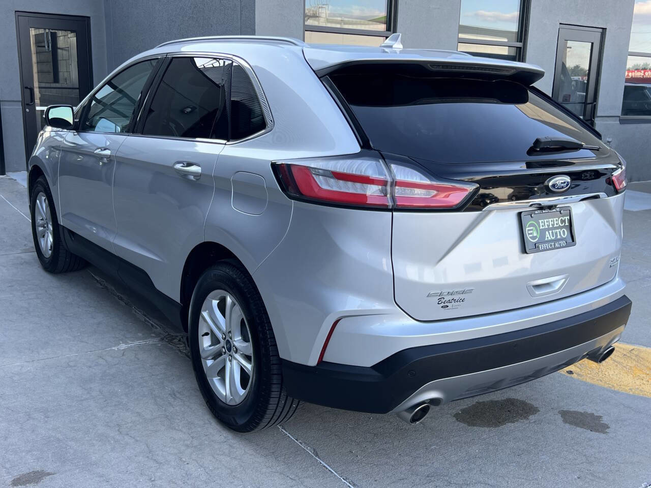 Used 2019 Ford Edge SEL w/ Equipment Group 201A FWD image 8