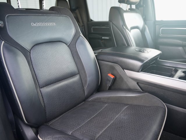 Used 2021 RAM 1500 Laramie w/ Sport Appearance Package image 9