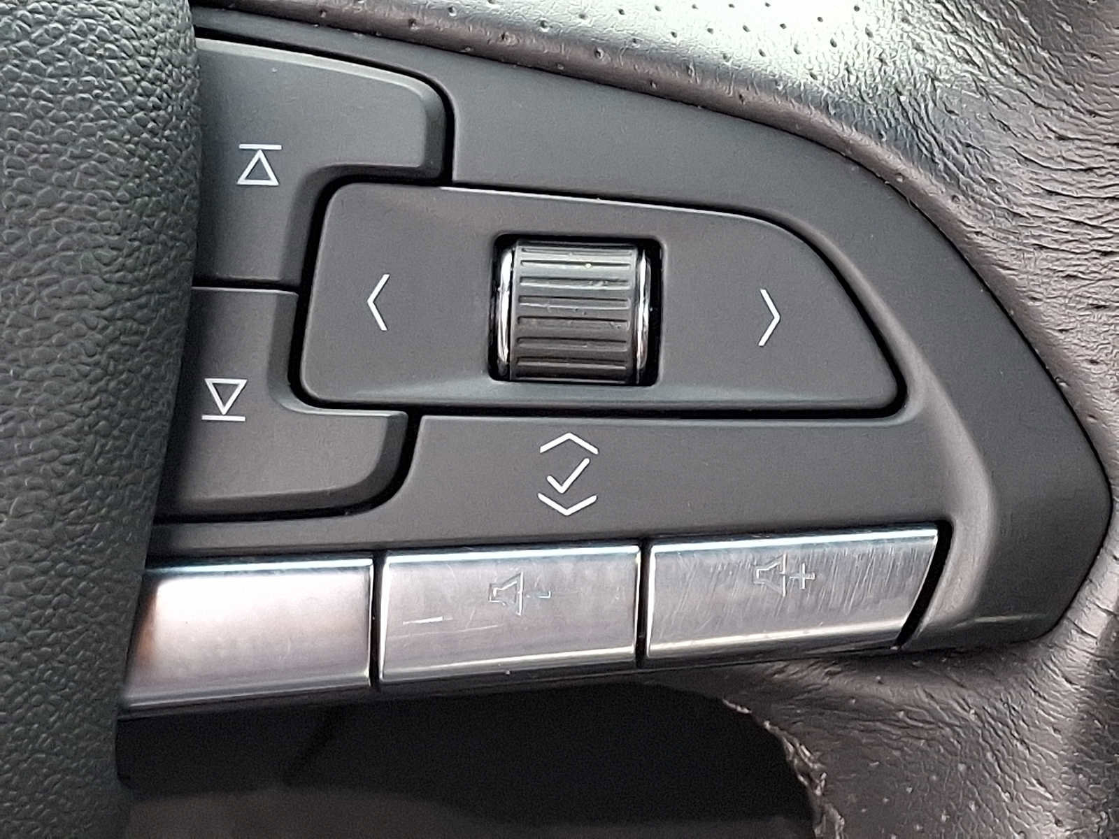 Used 2023 Cadillac CT4 Sport image 24