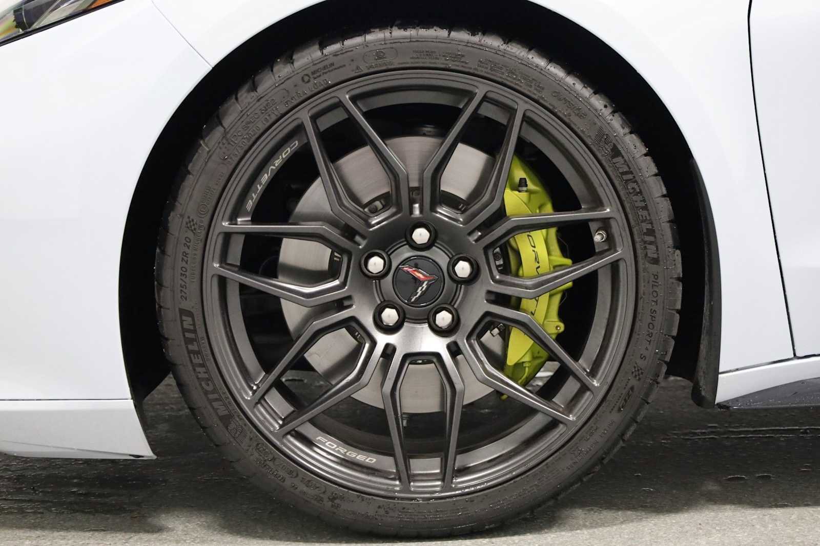 Used 2024 Chevrolet Corvette Z06 image 32