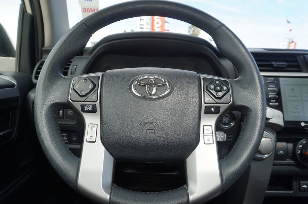 Certified 2022 Toyota 4Runner SR5 Premium w/ Moonroof Package AWD/4WD image 20