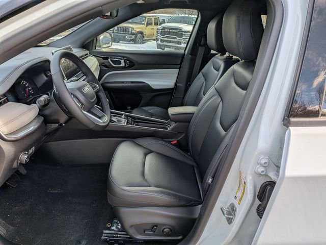 New 2026 Jeep Compass Limited image 9