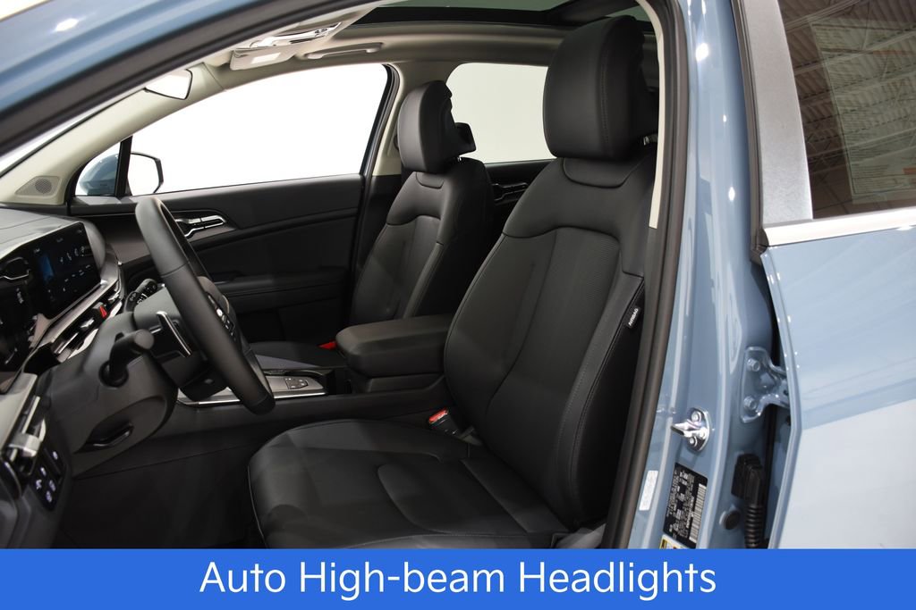 New 2026 Kia Sportage EX w/ EX Panoramic Sunroof Package image 18