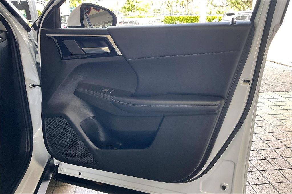 Used 2024 Mitsubishi Outlander SE AWD/4WD image 21