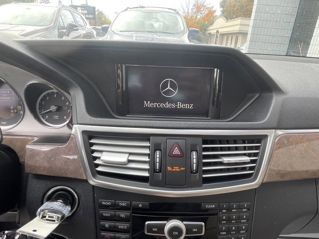 Used 2012 Mercedes-Benz E 350 4MATIC Sedan image 22