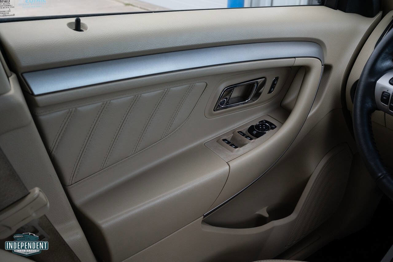 Used 2013 Ford Taurus SEL image 9