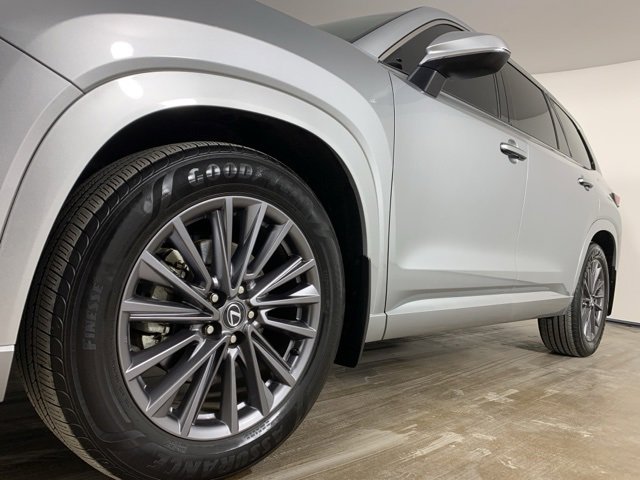 Used 2024 Lexus TX 350 AWD image 2