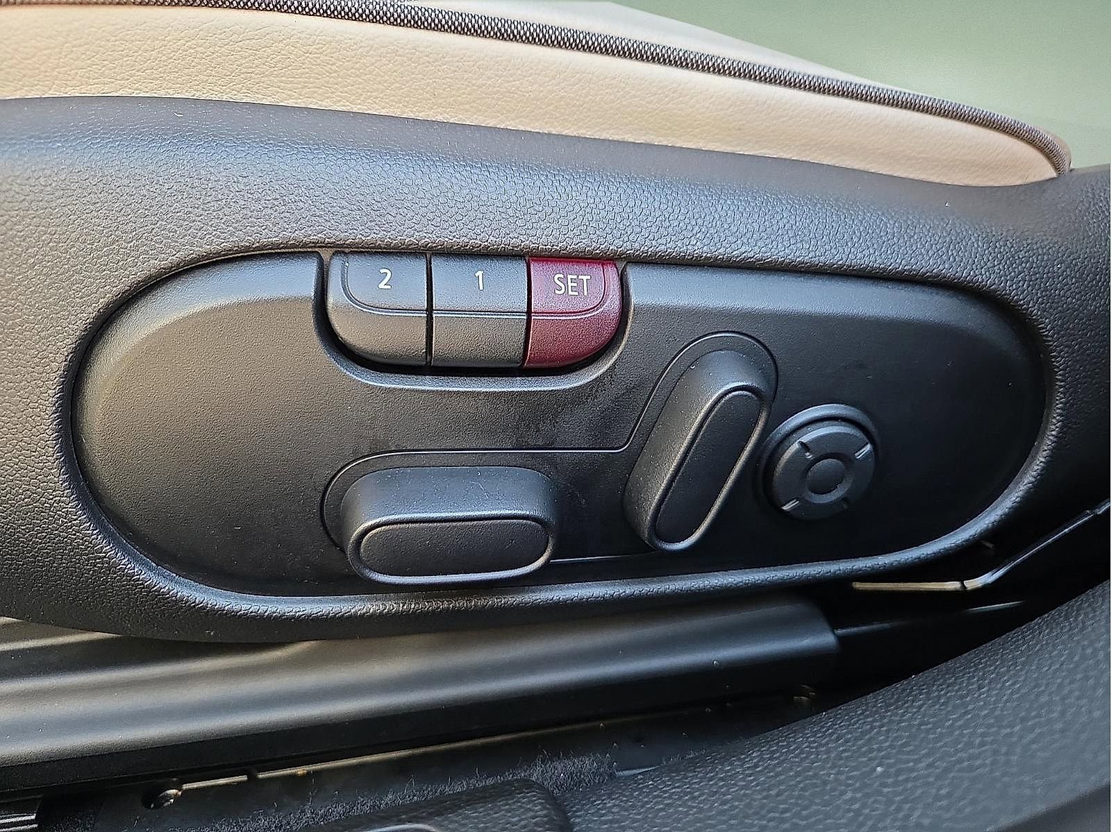 Used 2018 MINI Cooper Clubman S image 15