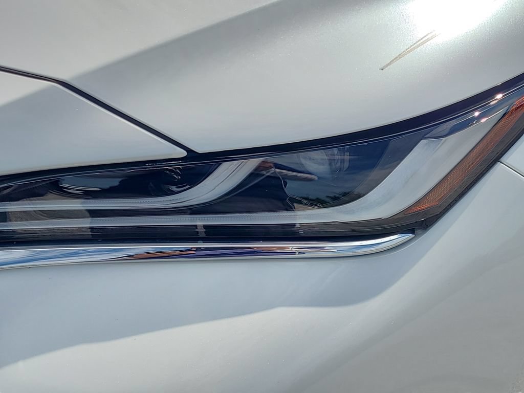 Certified 2024 Toyota Venza Limited AWD/4WD image 23
