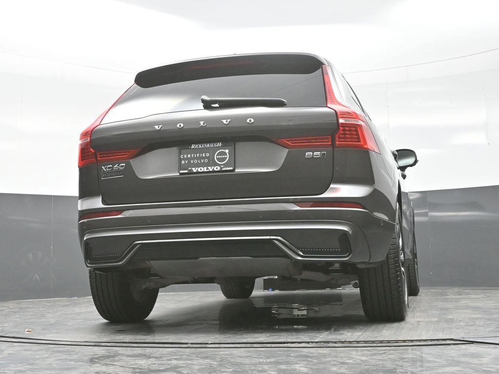 Used 2025 Volvo XC60 B5 Plus w/ Climate Package AWD/4WD image 27