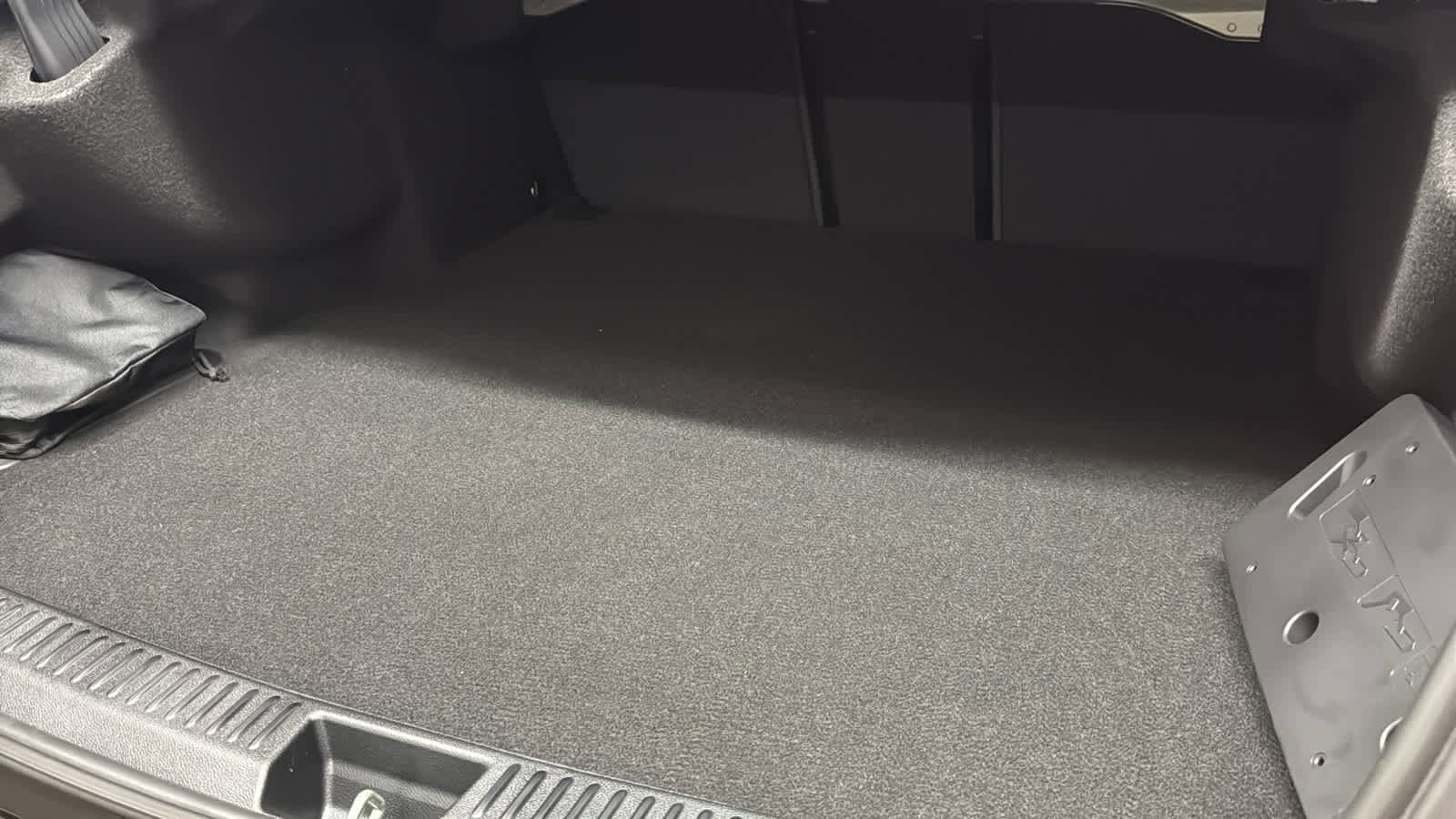 New 2026 Mercedes-Benz E 53 AMG e 4MATIC Sedan image 35