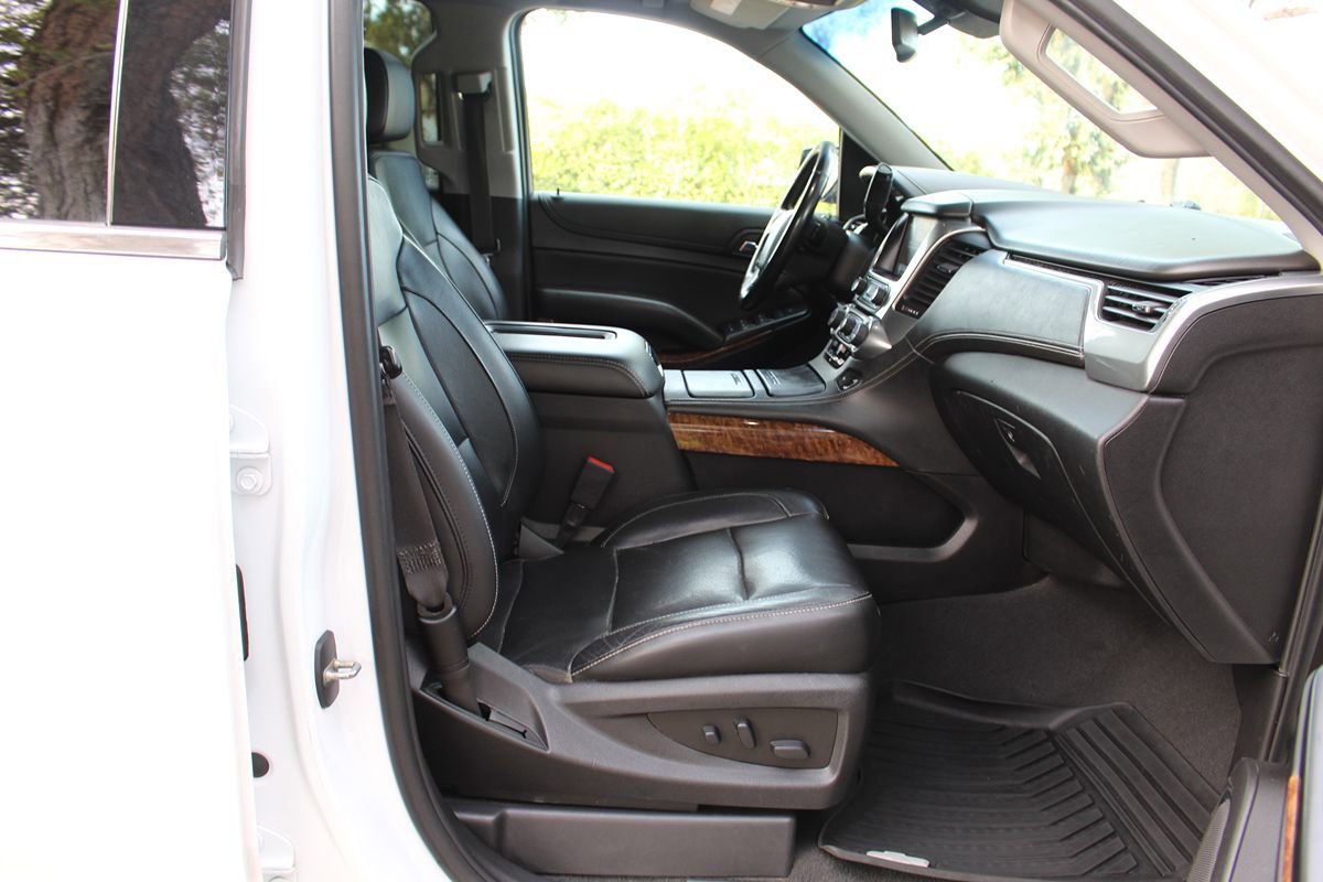 Used 2019 Chevrolet Tahoe Premier AWD/4WD image 17