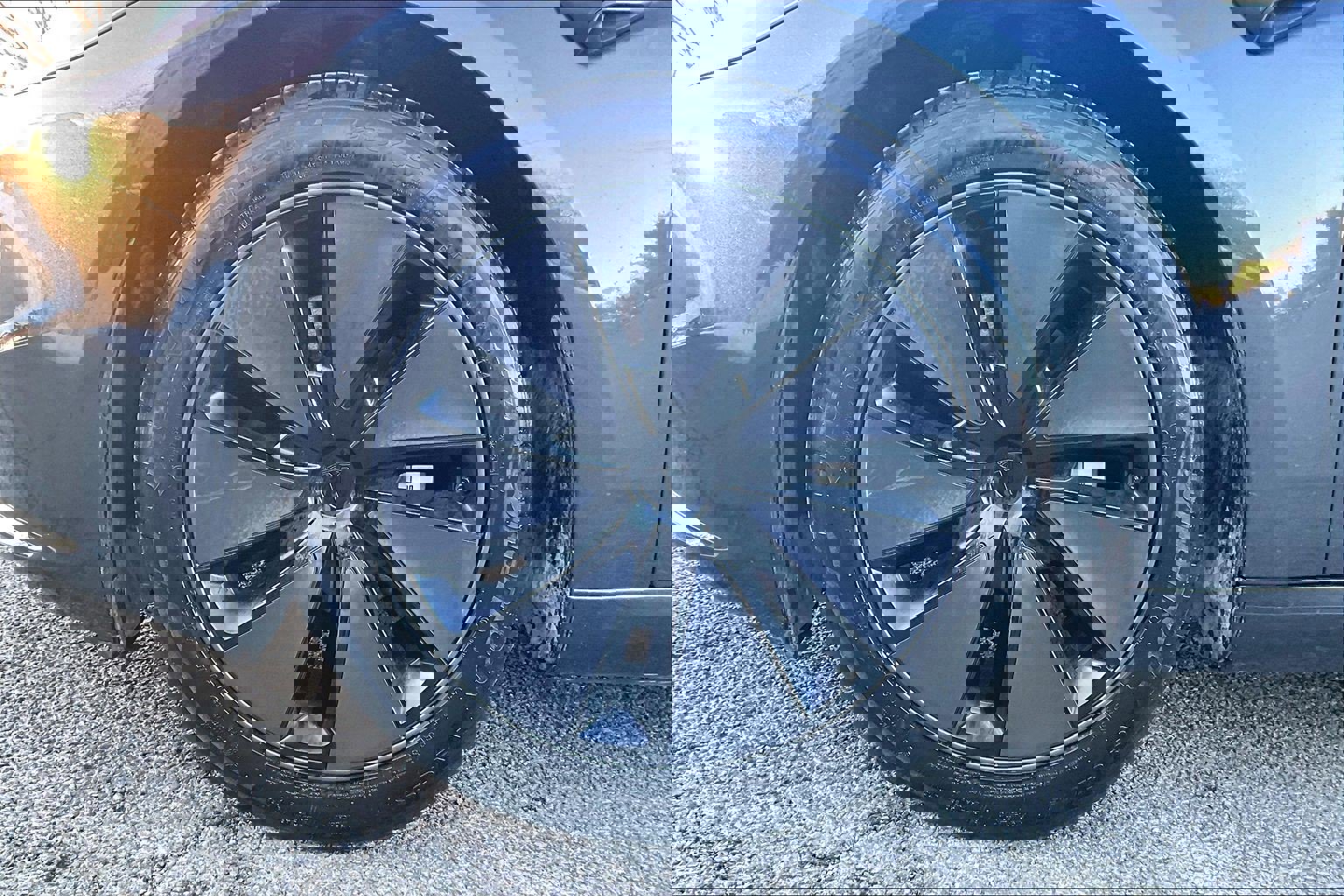 Used 2025 Tesla Model 3 Long Range image 8