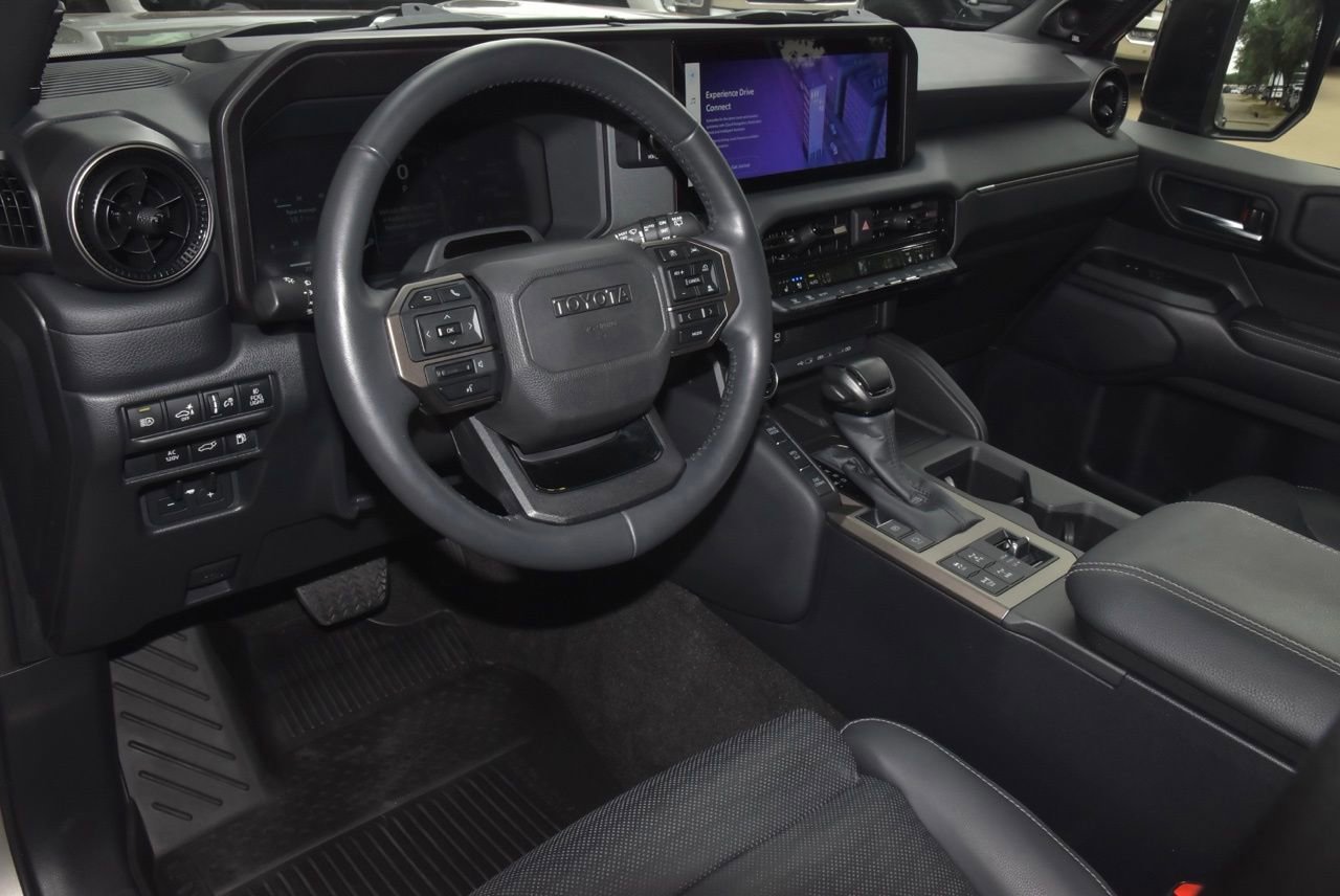 Used 2024 Toyota Land Cruiser image 34
