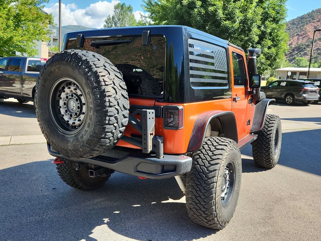 Used 2017 Jeep Wrangler Rubicon AWD/4WD image 3