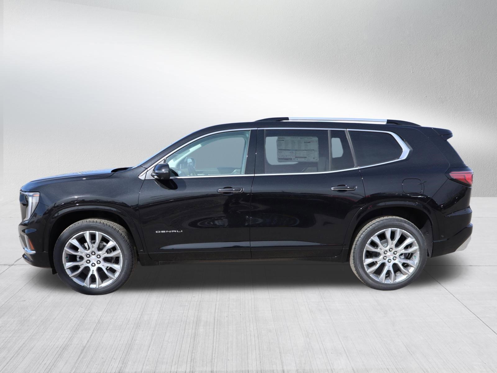 New 2026 GMC Acadia Denali w/ Super Cruise Package AWD/4WD image 4