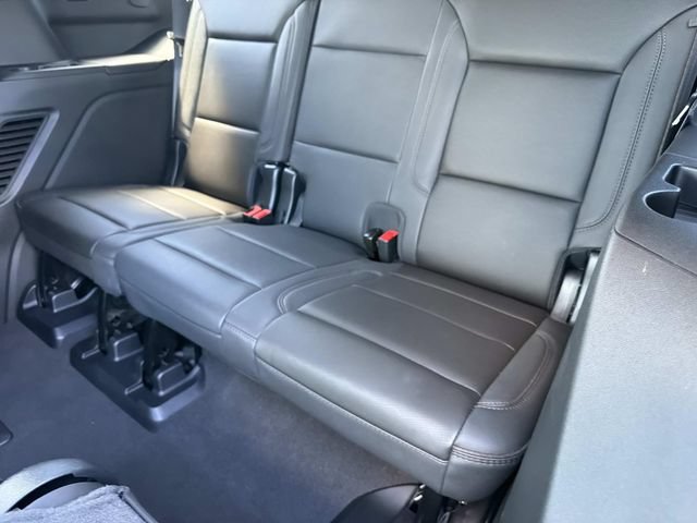 Used 2023 Chevrolet Tahoe High Country w/ Premium Package 2 AWD/4WD image 17