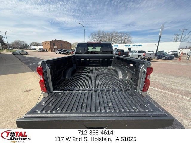 Used 2025 Chevrolet Silverado 2500 LT w/ Convenience Package AWD/4WD image 8