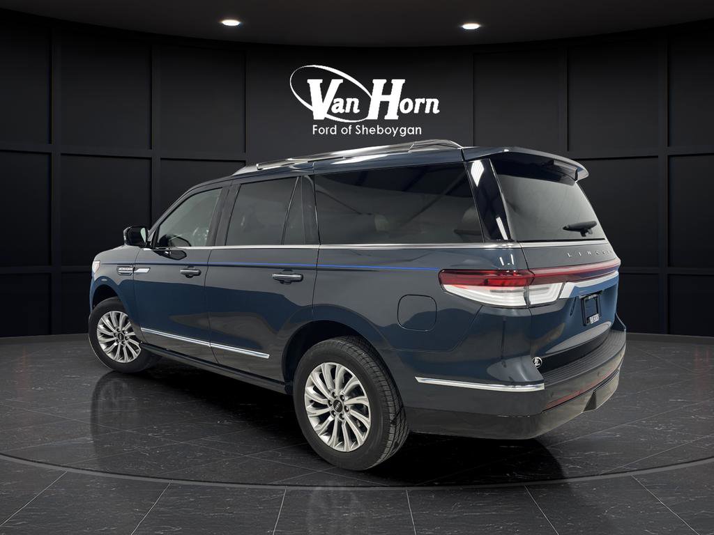 Used 2024 Lincoln Navigator Premiere AWD/4WD image 5