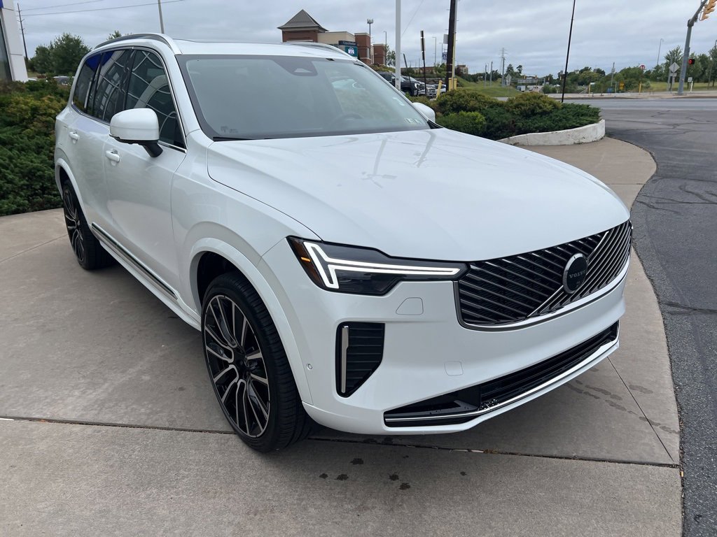 New 2026 Volvo XC90 B6 Plus w/ Protection Package Premier image 7