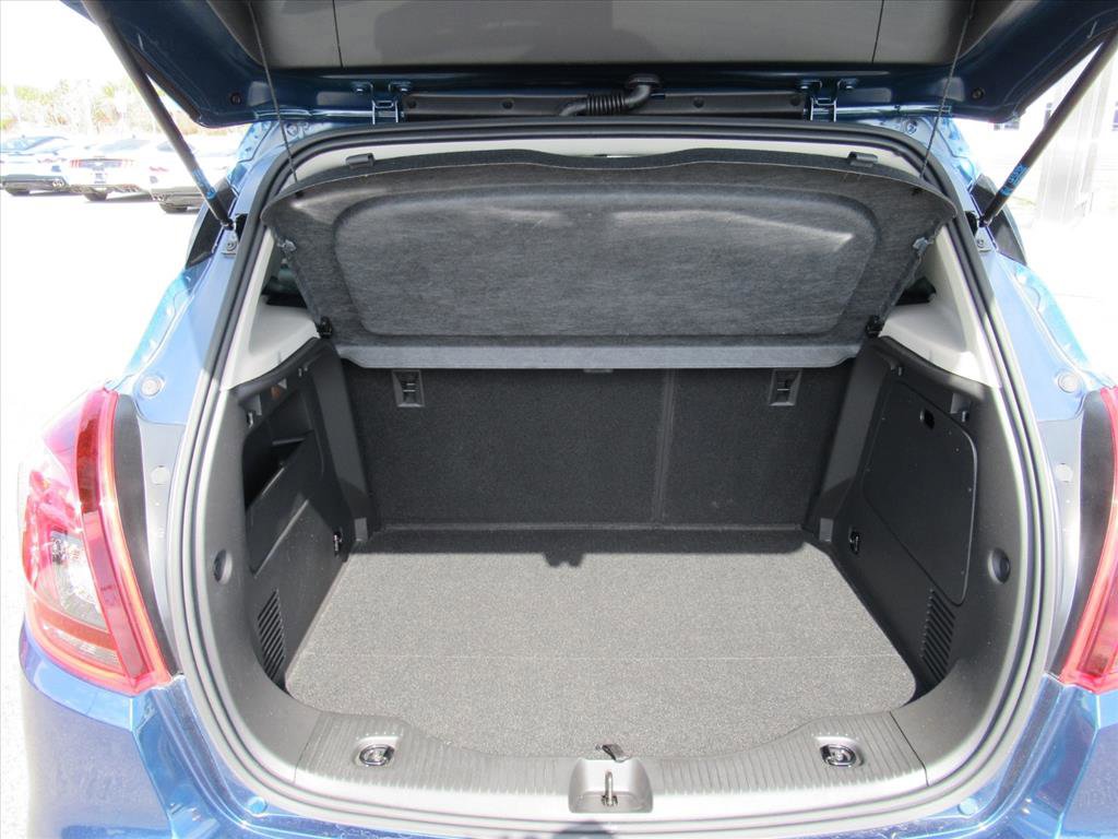 Used 2020 Buick Encore Preferred w/ Safety Package image 27