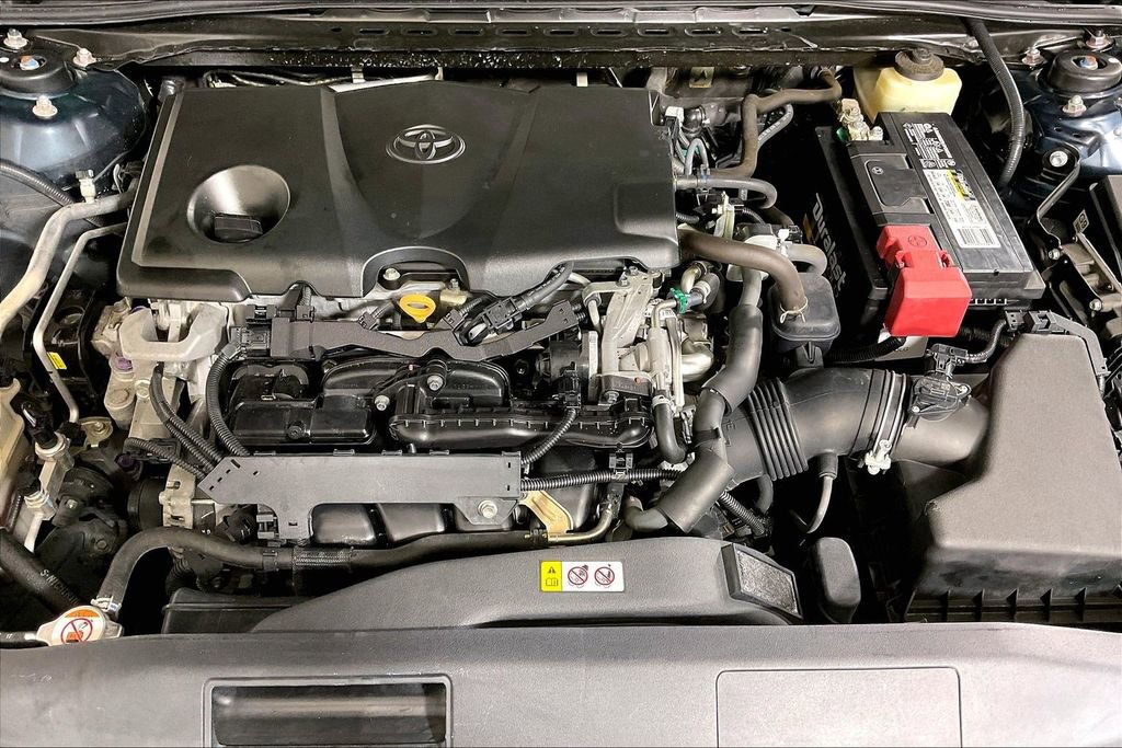 Used 2018 Toyota Camry LE FWD image 9