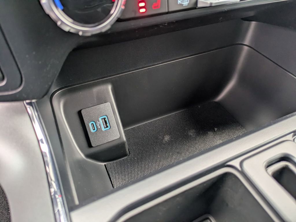 New 2024 Ford F150 XLT w/ Equipment Group 302A MID image 34