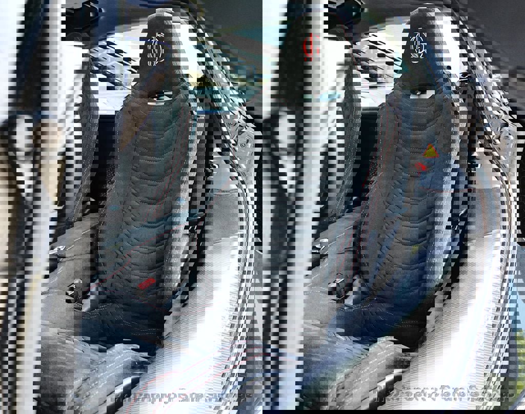 Used 2018 McLaren 720S Luxury RWD image 26