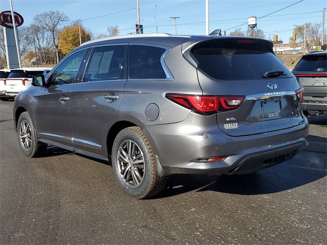 Used 2019 INFINITI QX60 Luxe image 3