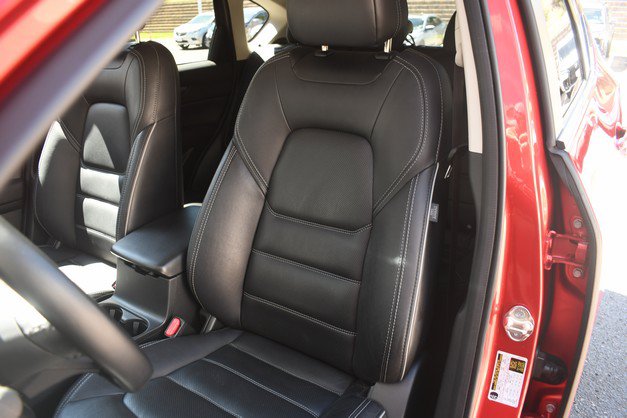 Used 2025 MAZDA CX-5 AWD 2.5 S w/ Preferred Package image 17