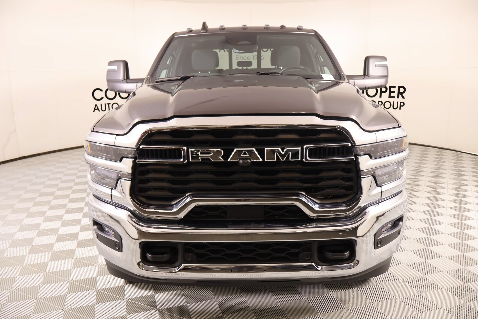 Used 2025 RAM 2500 Tradesman AWD/4WD image 9