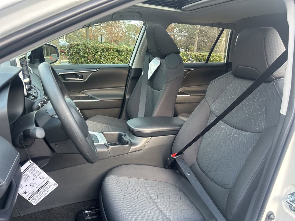 New 2025 Toyota RAV4 XLE image 3