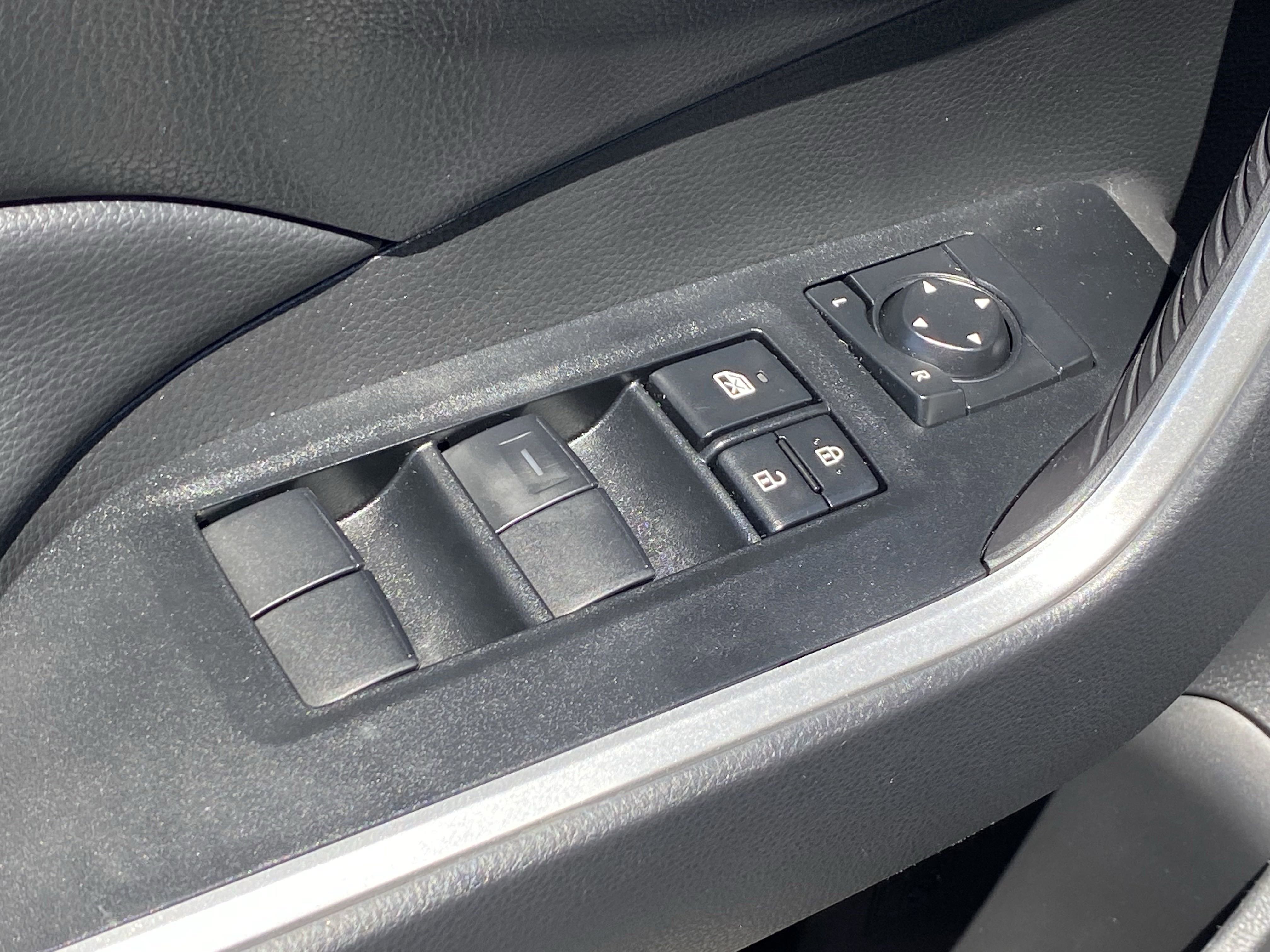 Used 2025 Toyota RAV4 LE image 16