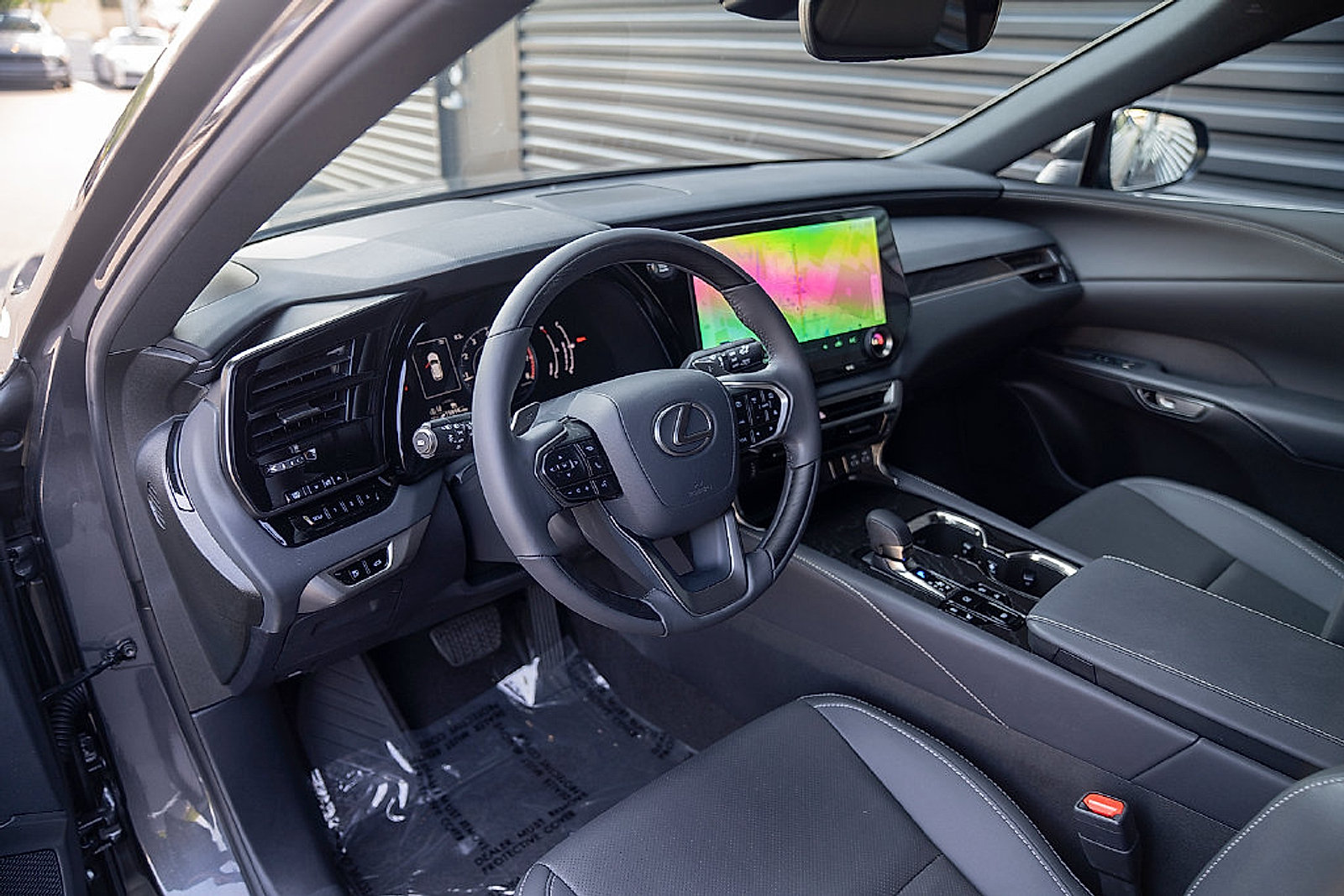 Used 2024 Lexus RX 350 Premium w/ Accessory Package (Z1) AWD/4WD image 4