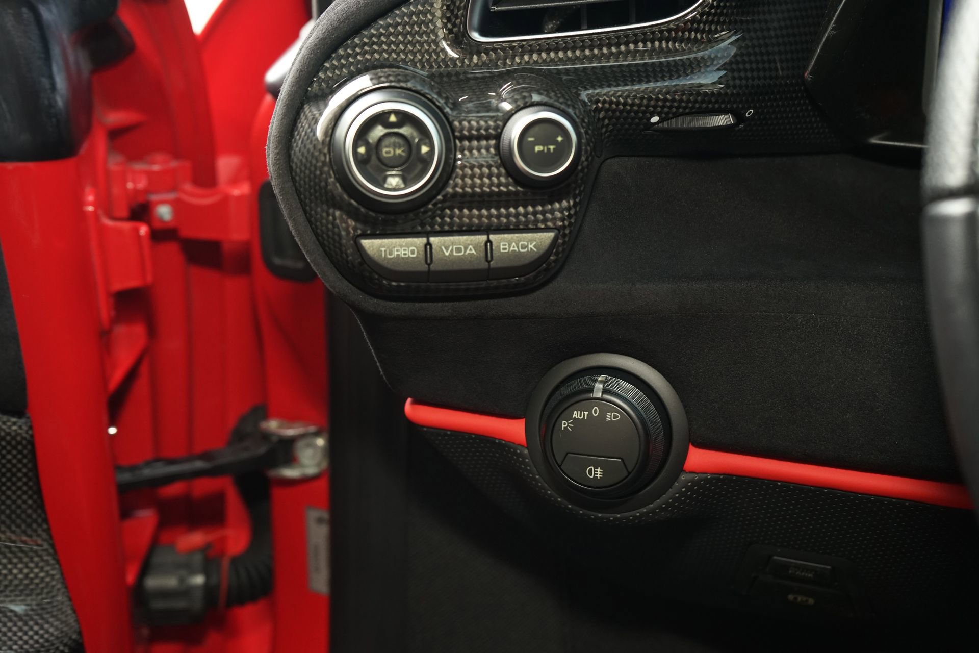 Used 2020 Ferrari 488 Pista Spider image 27