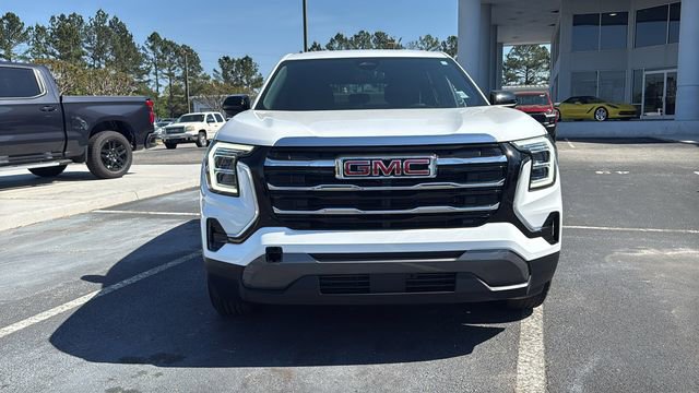 Used 2025 GMC Terrain Elevation image 2