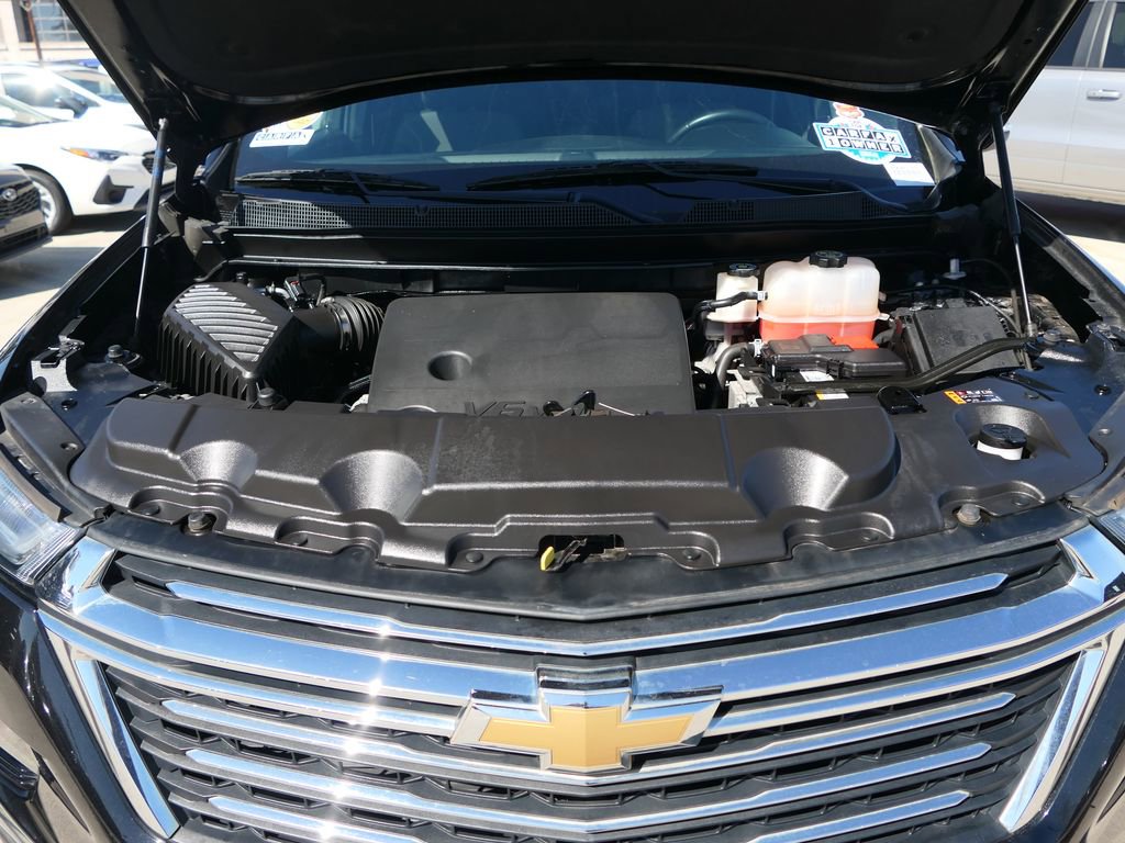 Used 2023 Chevrolet Traverse LT image 25
