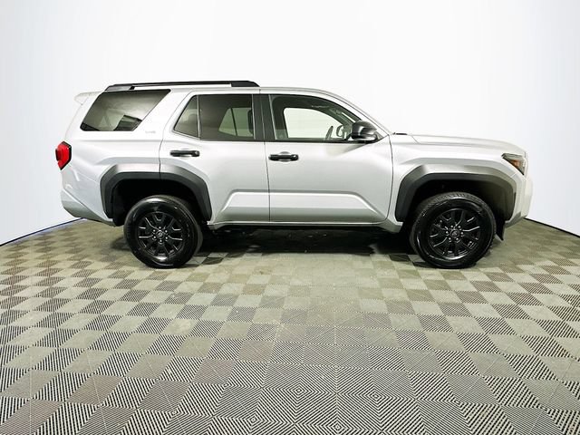 Certified 2025 Toyota 4Runner SR5 AWD/4WD image 11
