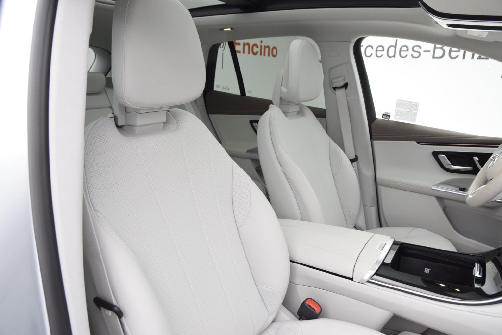 Used 2023 Mercedes-Benz EQE 350+ SUV image 17