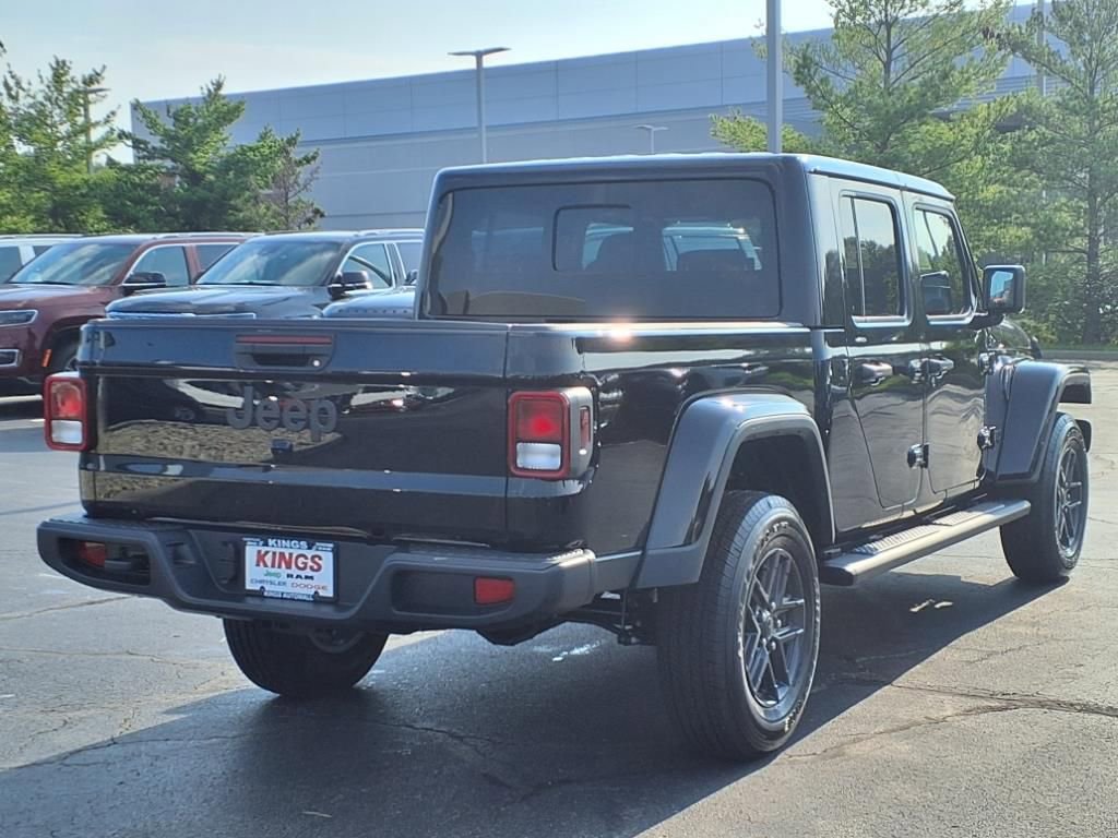 New 2025 Jeep Gladiator Sport image 7