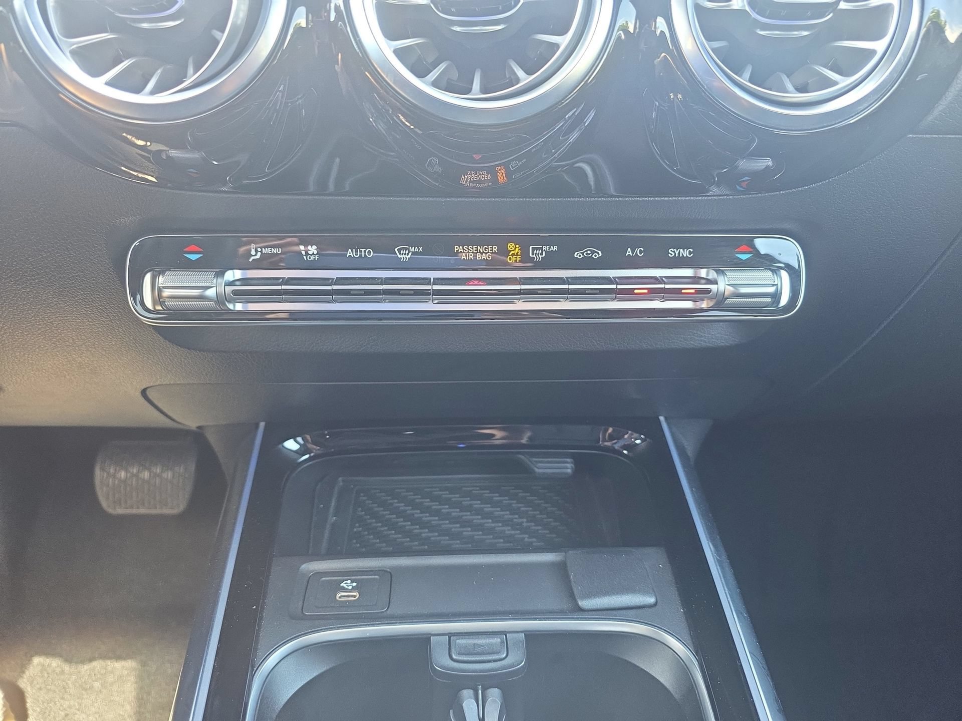 Used 2025 Mercedes-Benz GLA 250 image 21