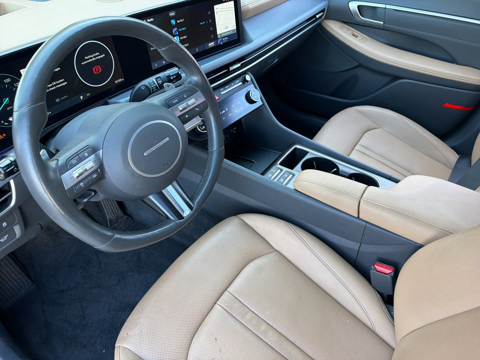 Used 2025 Hyundai Sonata Limited FWD image 9