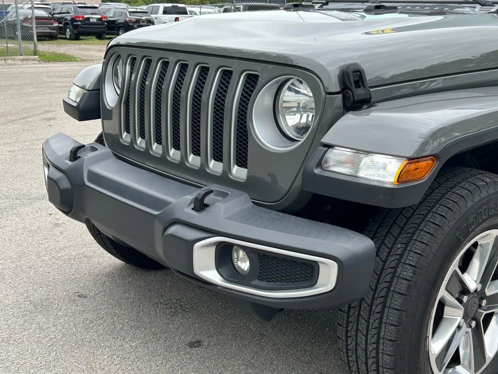 Certified 2018 Jeep Wrangler Unlimited Sahara image 28